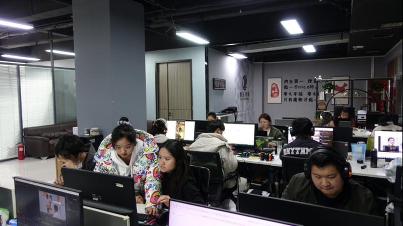 品牌策划与设计：案例解析背后的策略与技巧